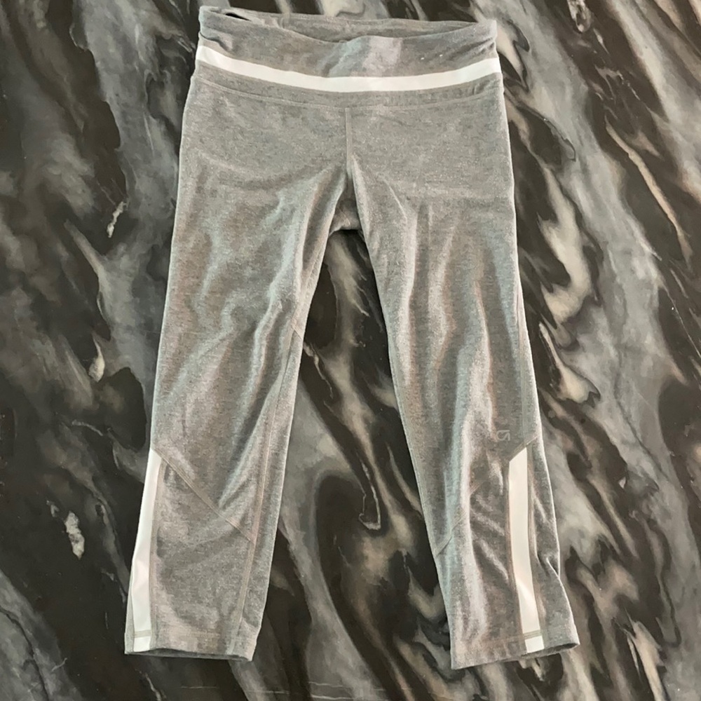 Gap fit crop leggings